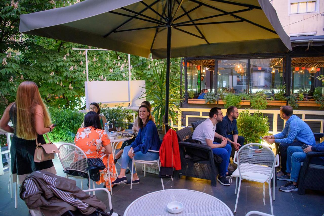 Artistic Tirana Blloku Hotel ภายนอก รูปภาพ